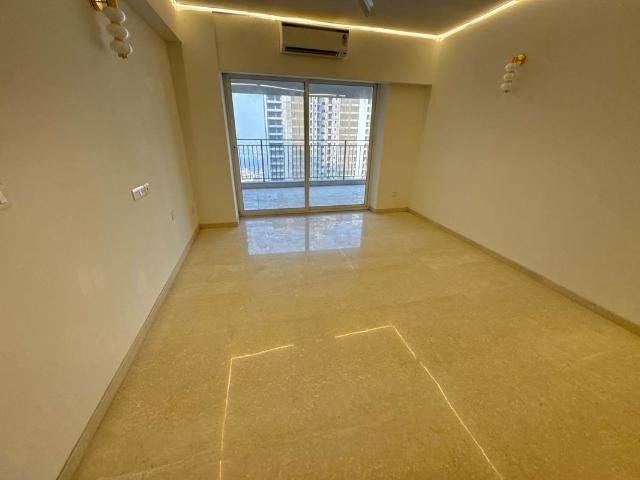 Flat for rent in Sector 43, Noida