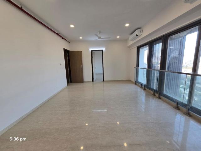 Flat for rent in Bandra East, Mumbai
