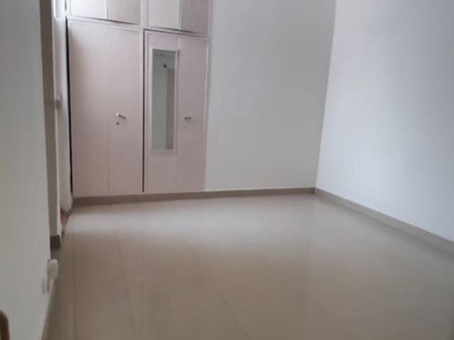 Flat for rent in Arun Vihar, Noida