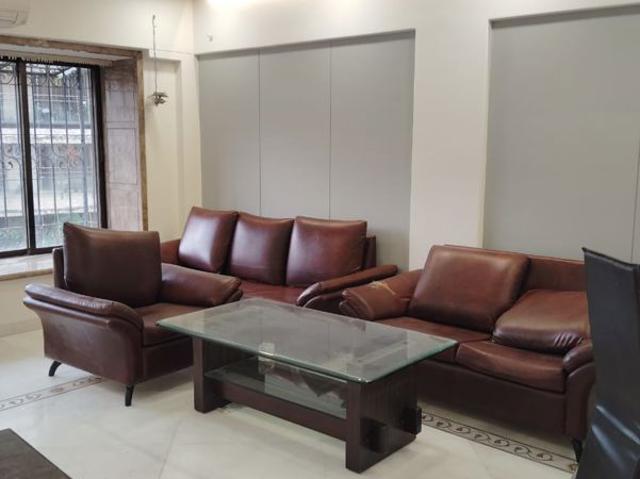 Flat for rent in Khar, Mumbai