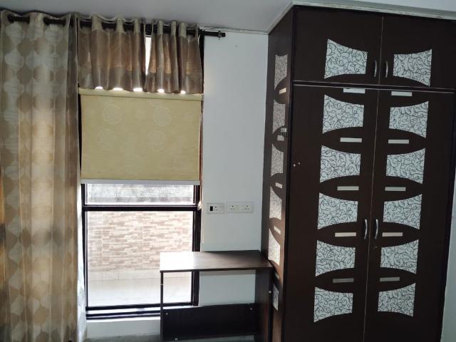 Flat for rent in Dwarka, Delhi