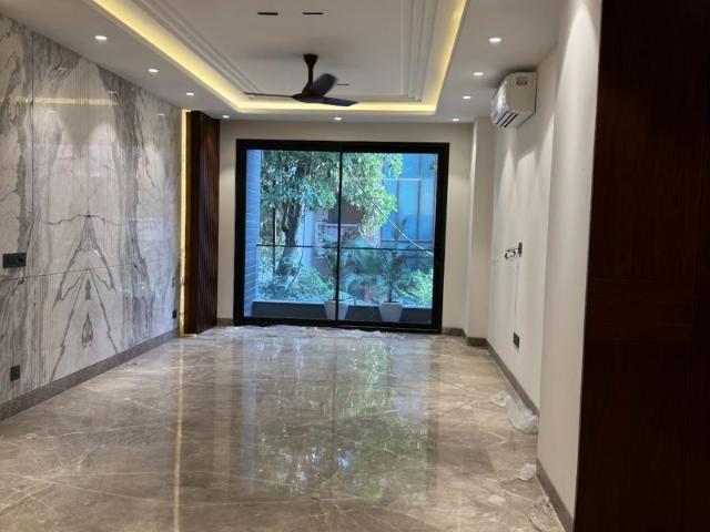Flat for rent in Sector 67, Gurugram