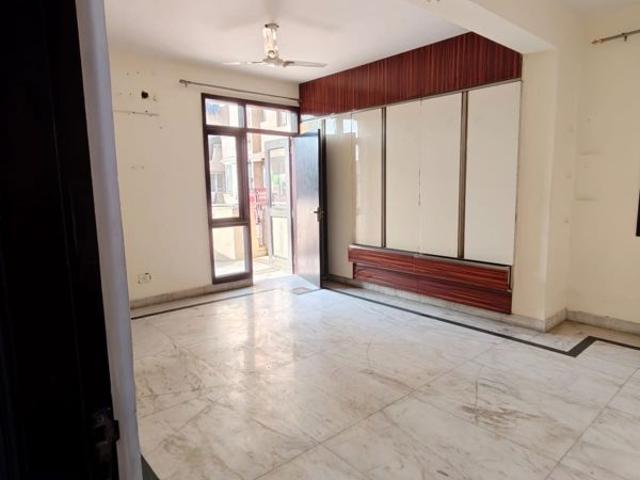 Flat for rent in South West Delhi, Deri