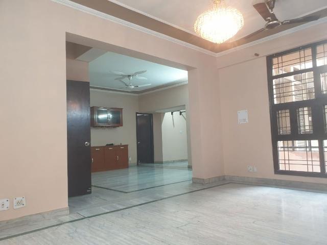 Flat for rent in Vaastu Apartments, Gurugram
