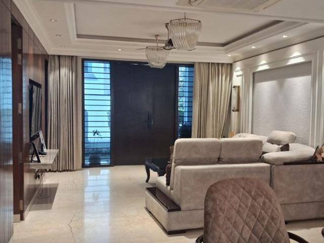 Flat for rent in Orchid Petals, Gurugram