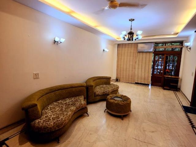 Flat for rent in East of Kailash, Delhi