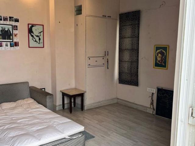 Villa for rent in Sector 26, Noida