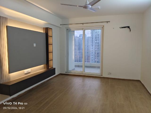 Flat for rent in Lotus Panache, Noida