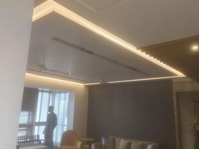 Flat for rent in DLF 5, Gurugram