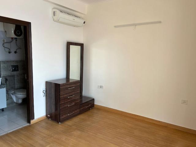 Flat for rent in Gurgaon, Gurugram