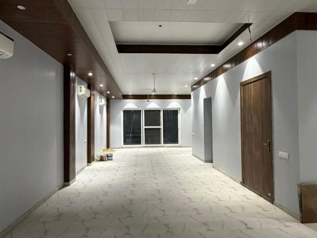 Villa for rent in Satbari, Delhi