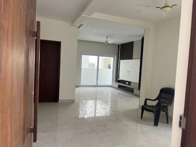 Flat for rent in Elegans Emperia Homes, Velmula