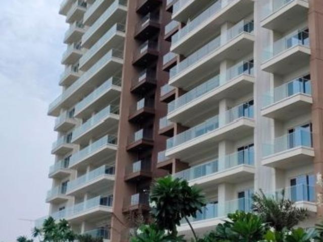 Flat for rent in Kalpataru Vista, Noida