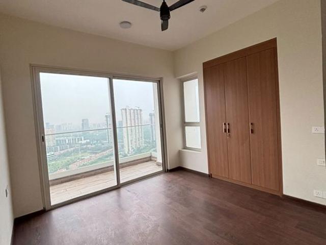 Flat for rent in Kalpataru Vista, Noida
