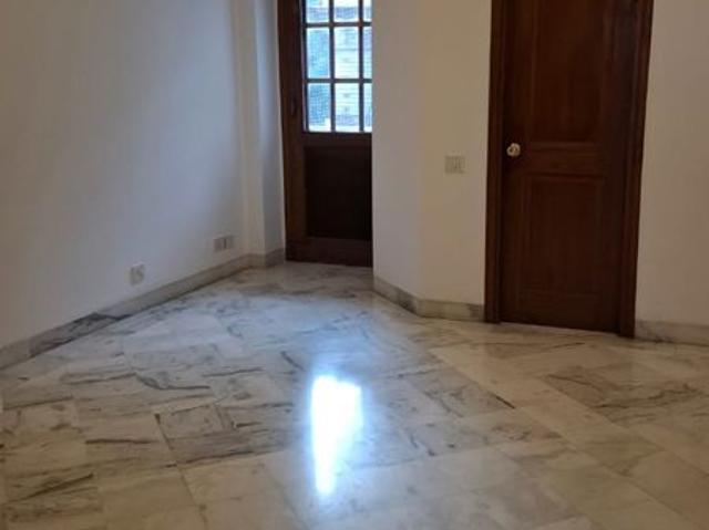 Flat for rent in Moti Bagh, Delhi