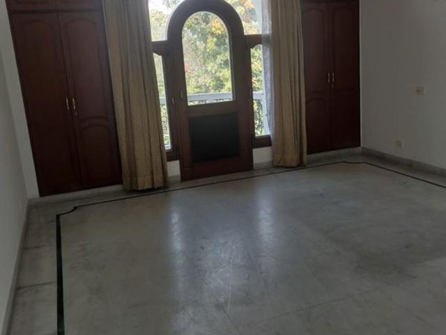 Flat for rent in Moti Bagh, Delhi