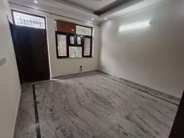 Property for rent in Moti Bagh, Delhi