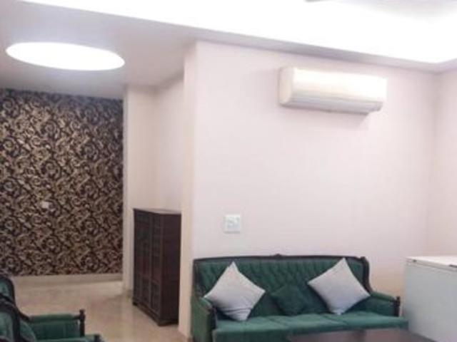 Flat for rent in Moti Bagh, Delhi