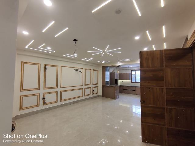 Property for rent in Greenfields Colony, Faridabad