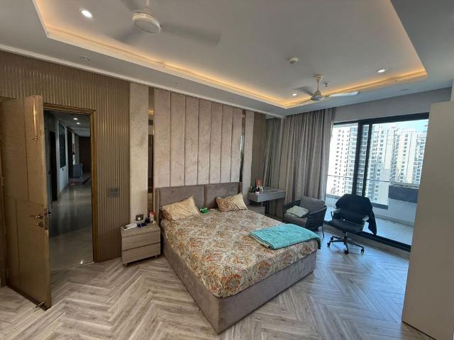 Flat for rent in Sector 107, Noida