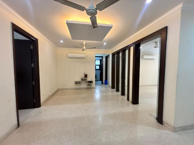 Property for rent in Deri