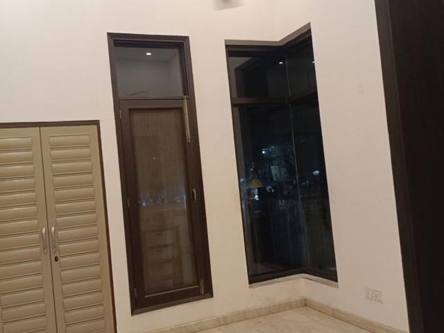 Property for rent in New Friends Colony, Delhi