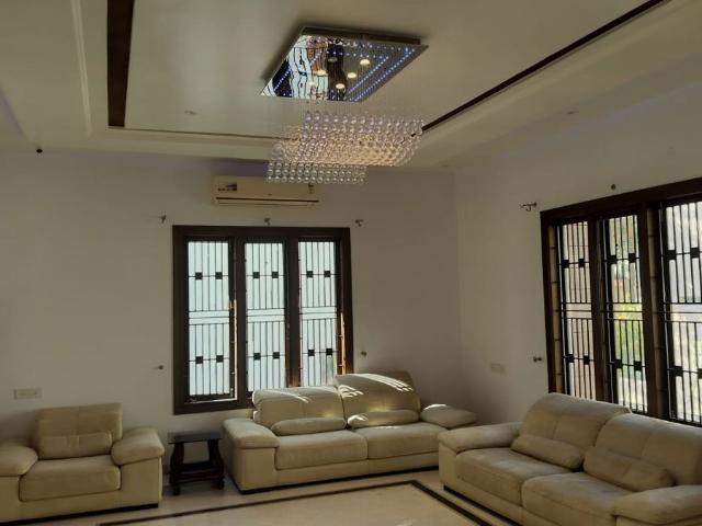 House for rent in Bangalore North, Cox Town - Bangalore