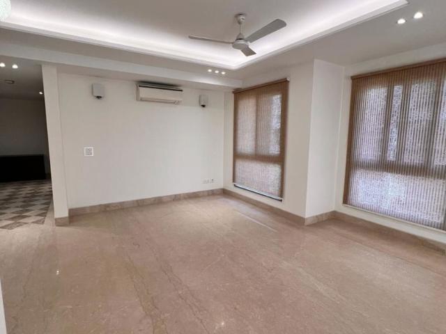 Flat for rent in Vasant Vihar, Delhi