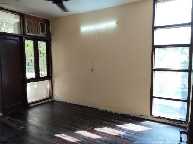 House for rent in Deri