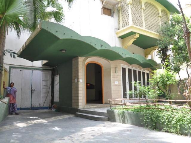 House for rent in Defence Colony, Delhi