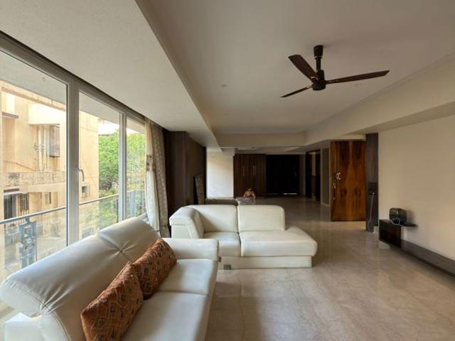 Flat for rent in Khar, Mumbai