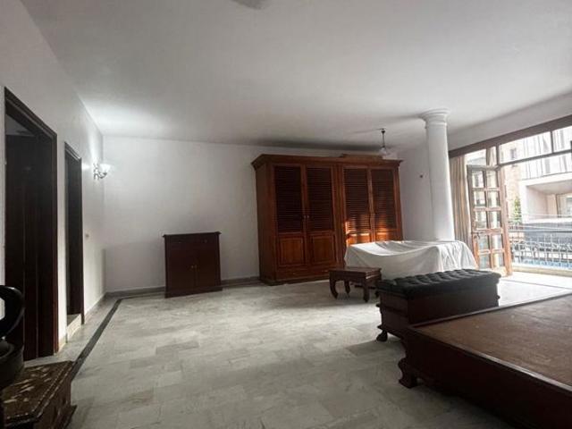 House for rent in Deri