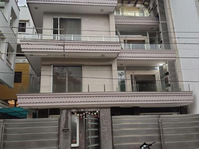 House for rent in Deri
