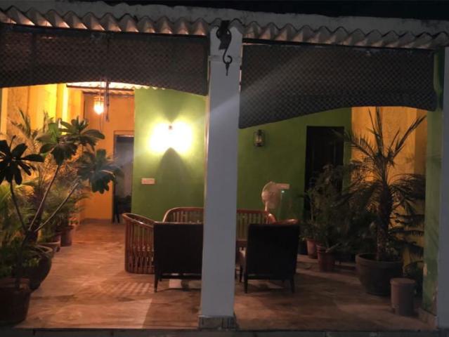 Villa for rent in Deri