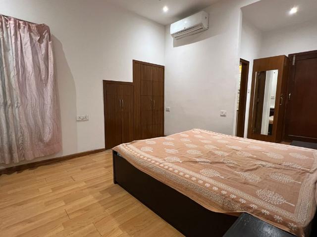 Villa for rent in Panchsheel Park, Delhi