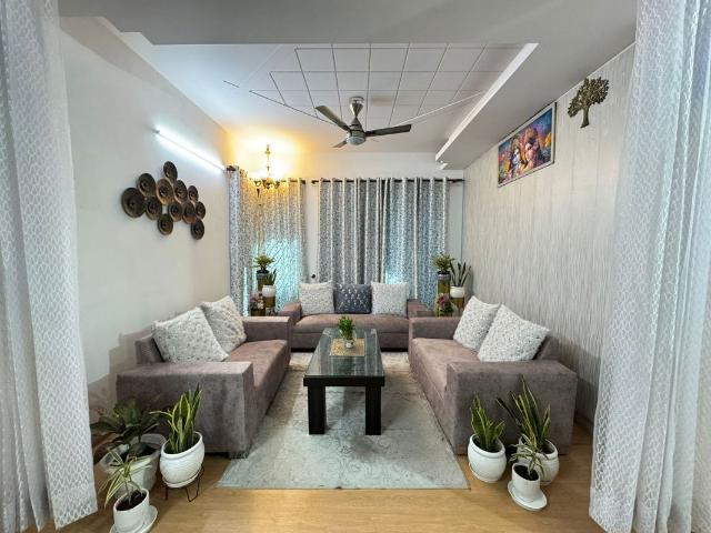 Villa for rent in Vaastu Apartments, Gurugram
