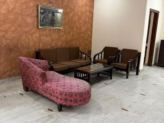 House for rent in Sector 51, Noida