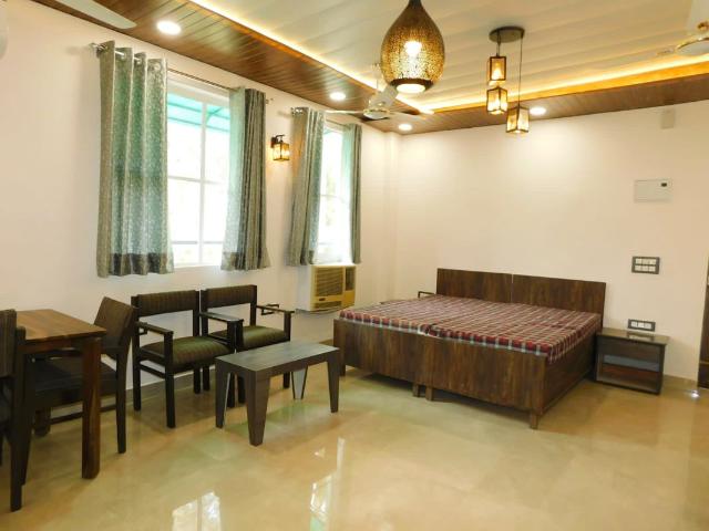 Property for rent in Moti Bagh, Delhi