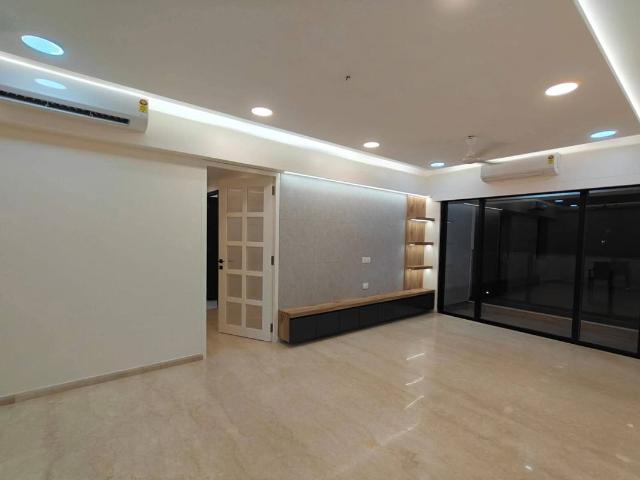 Flat for rent in Bandra East, Mumbai