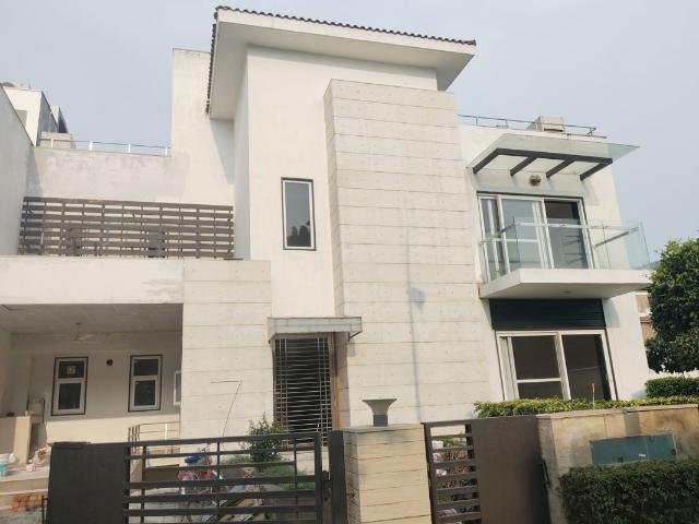 Villa for rent in The Residences, Gurugram