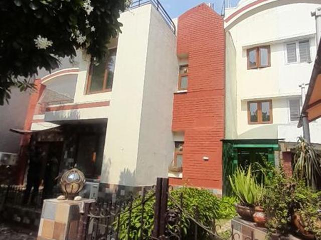 Villa for rent in Nirvana Country, Gurugram