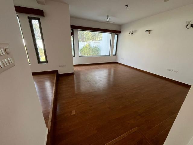 House for rent in South East Delhi, Delhi