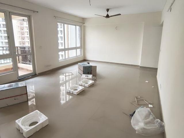 Flat for rent in Kosmos, Noida