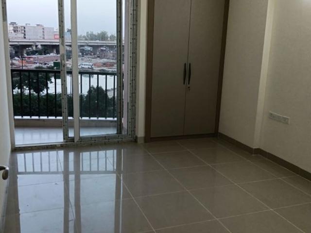 Flat for rent in MAHAGUN MODERNE, Noida