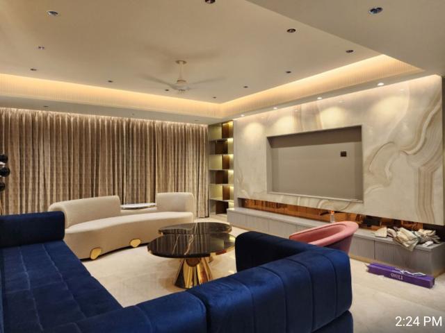 Flat for rent in DLF 5, Gurugram