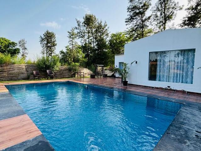 Villa for rent in Gwal Pahari, Gurugram
