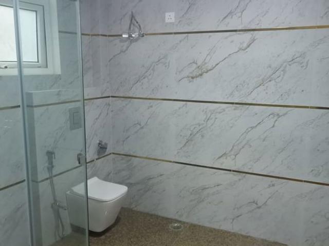 Flat for rent in Gulmohar Park, Delhi