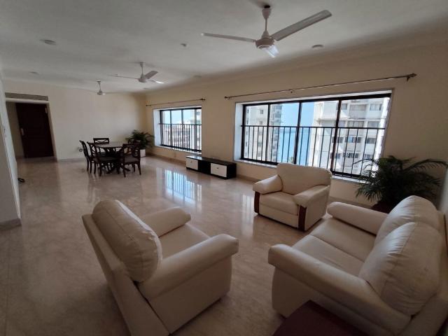 Flat for rent in Dadar West, Mumbai City District