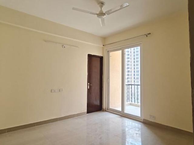 Flat for rent in Sector 107, Noida