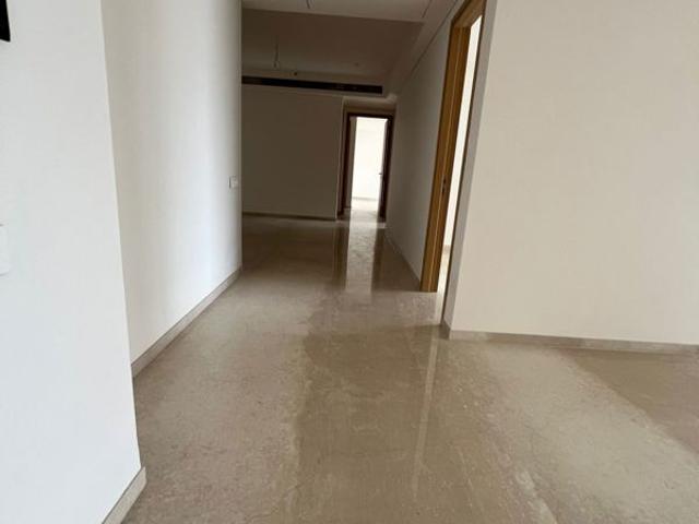 Flat for rent in Khar, Mumbai